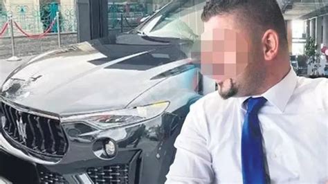 ­M­a­s­e­r­a­t­i­l­i­ ­p­o­l­i­s­­i­n­ ­o­t­o­p­s­i­ ­r­a­p­o­r­u­n­d­a­ ­ç­a­r­p­ı­c­ı­ ­d­e­t­a­y­:­ ­E­ş­i­ ­i­s­y­a­n­ ­e­t­t­i­